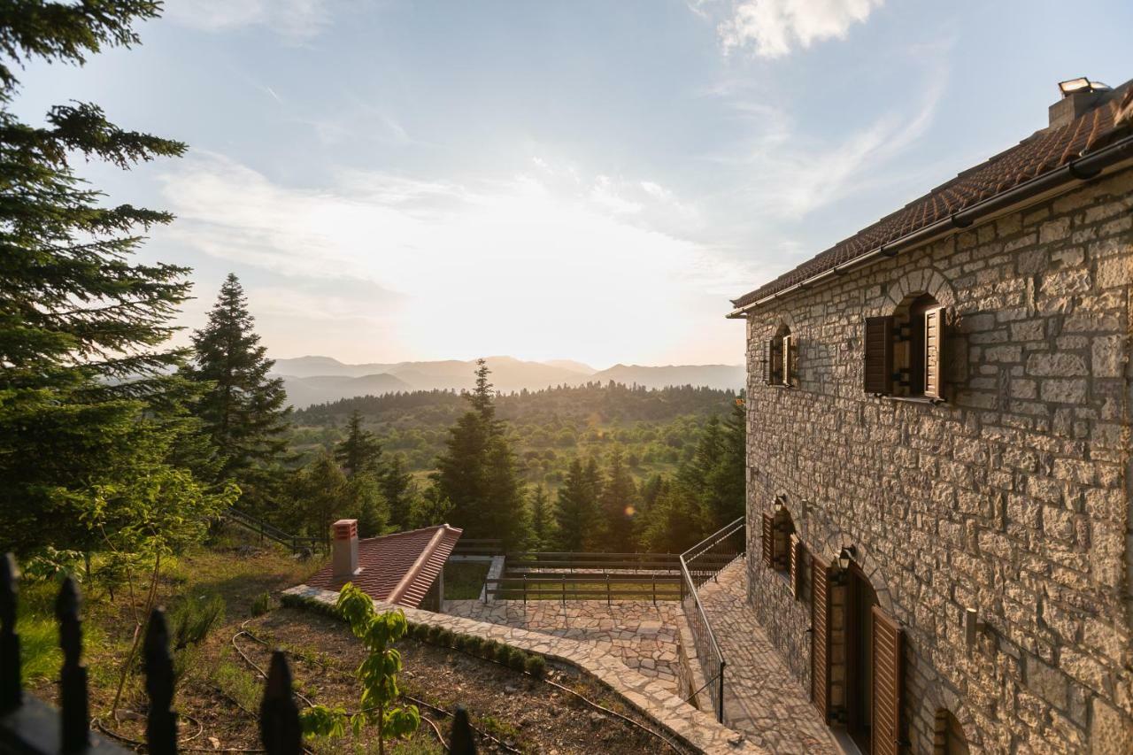 Relax In Mainalo Villa Radhos Exterior photo